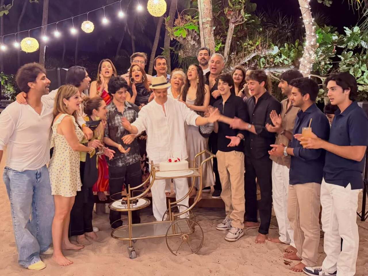 His first leading role was in the box-office success Kaho Naa... Pyaar Hai. Performances in the 2000 terrorism drama Fiza and the 2001 ensemble family drama Kabhi Khushi Kabhie Gham helped him gain major stardom